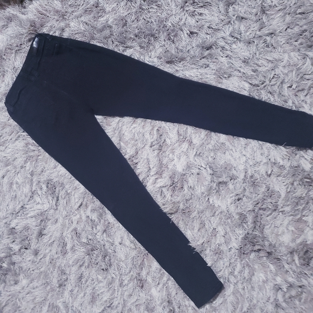 YMI Wanna Better Butt Size 7 High Waited Jeans